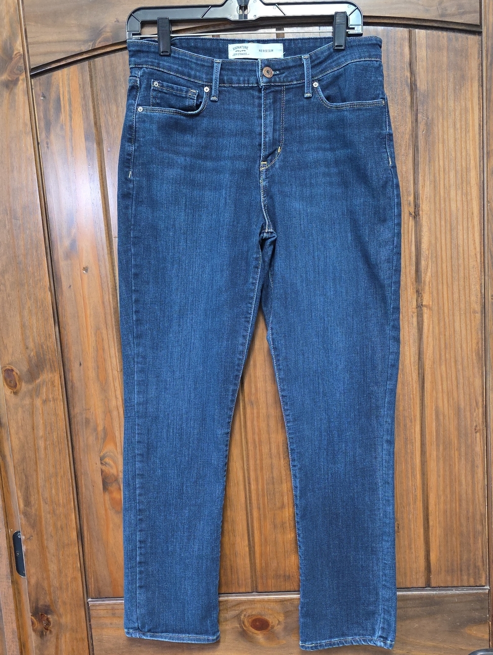 Levi's Women's Skinny Jeans in Dark Blue Denim